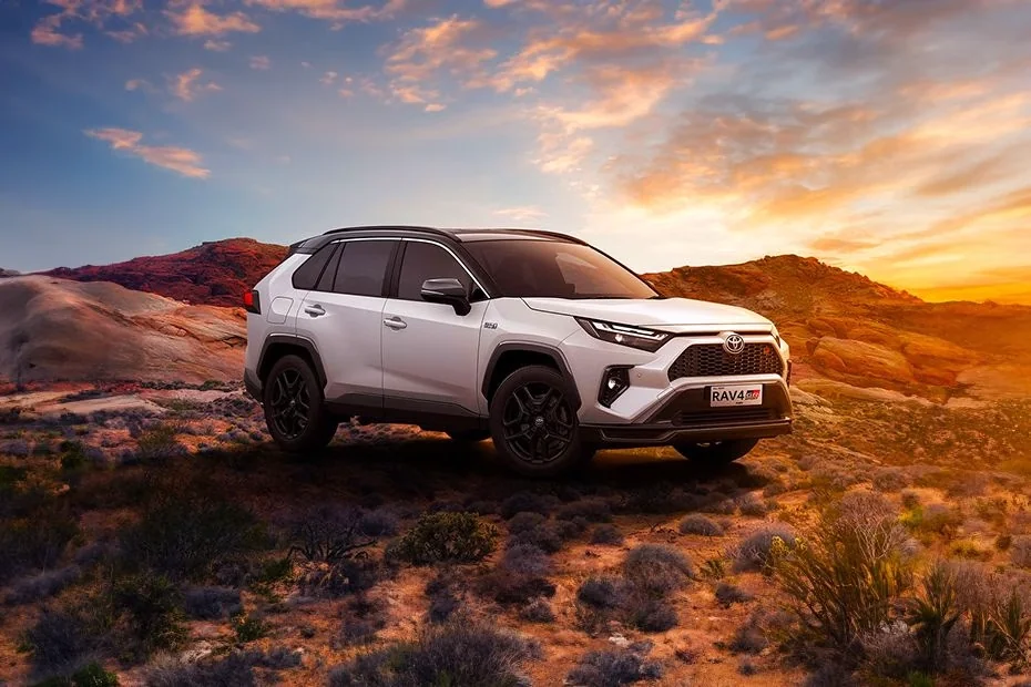 Ilustrasi Toyota RAV4 PHEV